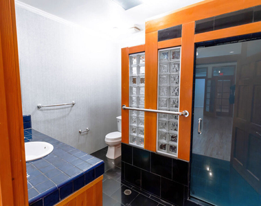 5401 W Alvern Circle - Photo Thumbnail 8