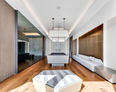 889 Francisco Street - Photo Thumbnail 21