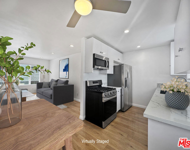 2841 S Sycamore Avenue - Photo Thumbnail 3