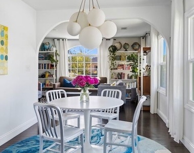 10963 Lindblade St - Photo Thumbnail 5