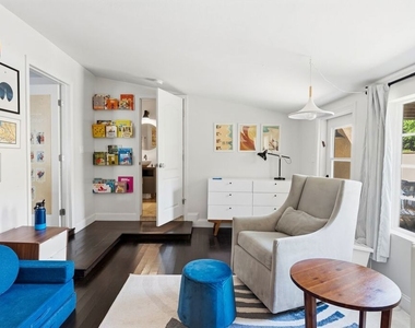 10963 Lindblade St - Photo Thumbnail 22