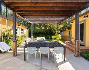 10963 Lindblade St - Photo Thumbnail 27