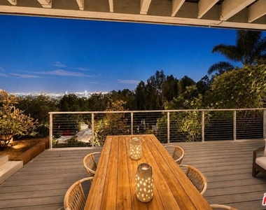 8376 Hollywood Boulevard - Photo Thumbnail 52