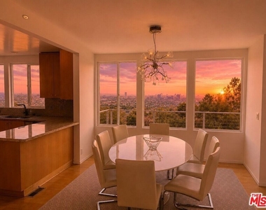 8376 Hollywood Boulevard - Photo Thumbnail 46