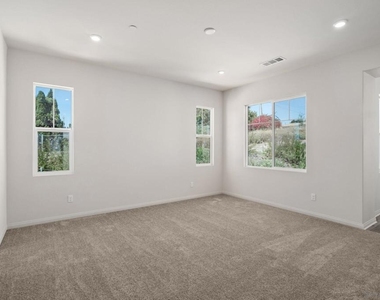 1523 Wingwood - Photo Thumbnail 11
