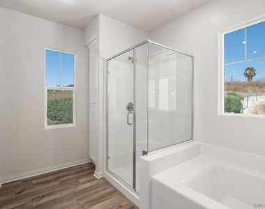 1523 Wingwood - Photo Thumbnail 18