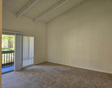 17189 17189 W. Bernardo Dr. - Photo Thumbnail 6