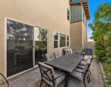 493 Village Greens Way - Photo Thumbnail 33