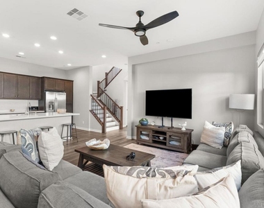 493 Village Greens Way - Photo Thumbnail 5