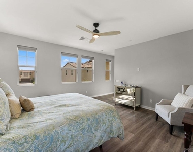 493 Village Greens Way - Photo Thumbnail 20