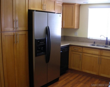 4082 Mahaila Avenue - Photo Thumbnail 2