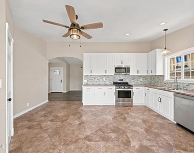 6440 Harvard Street - Photo Thumbnail 16