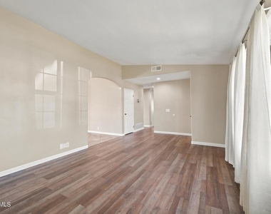 6440 Harvard Street - Photo Thumbnail 9