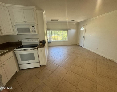 710 Calle Cardo - Photo Thumbnail 3