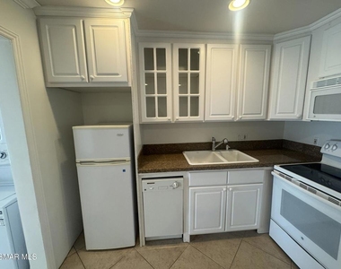 710 Calle Cardo - Photo Thumbnail 4