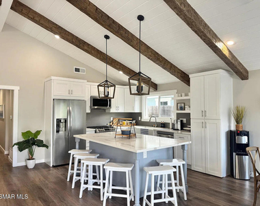 5033 Island View Street - Photo Thumbnail 2