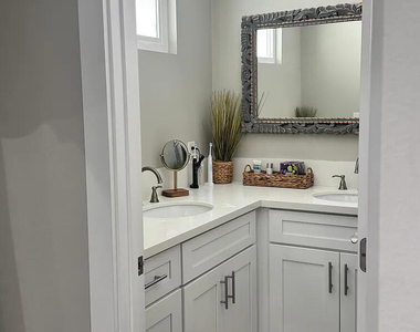 5033 Island View Street - Photo Thumbnail 5