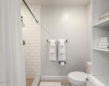 2130 Portola Lane - Photo Thumbnail 27