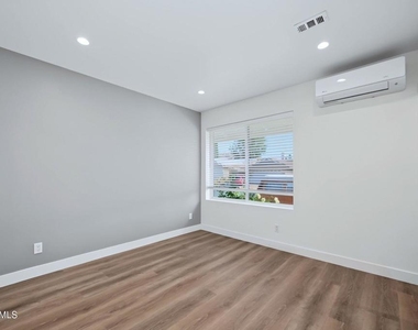 545 Shenandoah Street - Photo Thumbnail 11