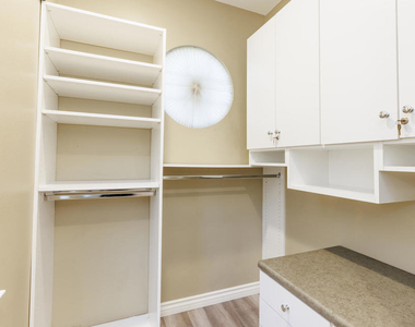 3261 Indian Creek Place - Photo Thumbnail 32