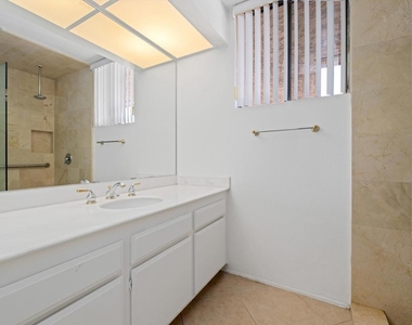 75 Colgate Drive - Photo Thumbnail 26