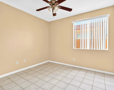 42217 Whisper Rock Street - Photo Thumbnail 15