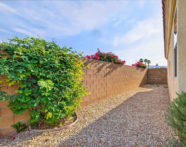 42217 Whisper Rock Street - Photo Thumbnail 20