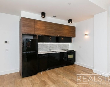 74 Maujer Street - Photo Thumbnail 1