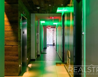 74 Maujer Street - Photo Thumbnail 14