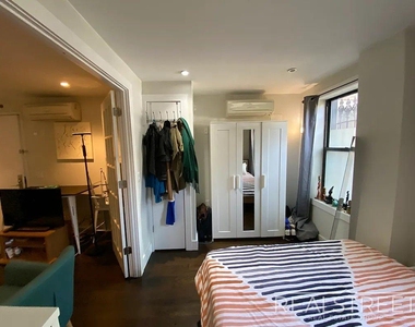 74 Maujer Street - Photo Thumbnail 2