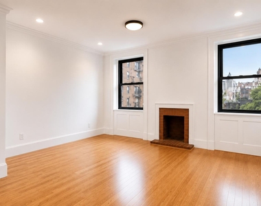 310 West 97th Street - Photo Thumbnail 2
