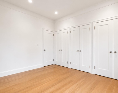 310 West 97th Street - Photo Thumbnail 10
