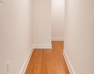 310 West 97th Street - Photo Thumbnail 12