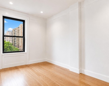310 West 97th Street - Photo Thumbnail 9