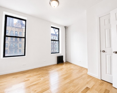 1270 First Avenue - Photo Thumbnail 3