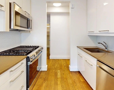 East 63rd Street - Photo Thumbnail 2