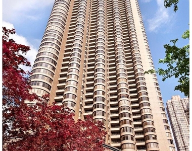 330 E 38th St - Photo Thumbnail 7