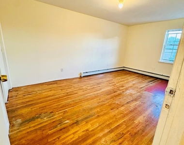 106-12 156th Street - Photo Thumbnail 10