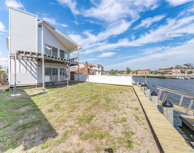 121 Williamson Street - Photo Thumbnail 18