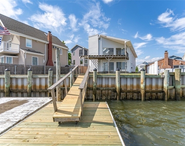 121 Williamson Street - Photo Thumbnail 19
