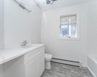 121 Williamson Street - Photo Thumbnail 13