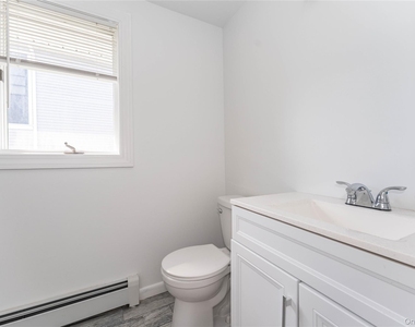 121 Williamson Street - Photo Thumbnail 14