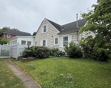 30 Highland Place - Photo Thumbnail 1