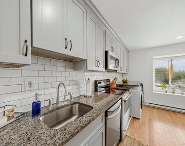 15 Hammond Plaza - Photo Thumbnail 14