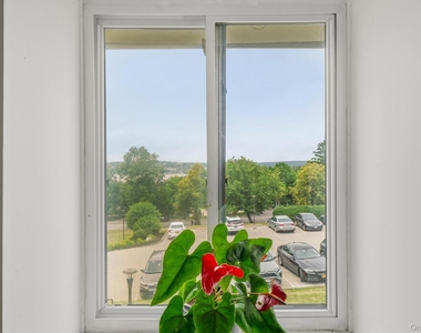 15 Hammond Plaza - Photo Thumbnail 22