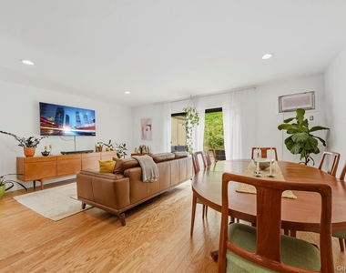 15 Hammond Plaza - Photo Thumbnail 8