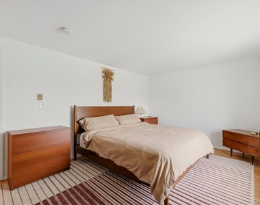 15 Hammond Plaza - Photo Thumbnail 20