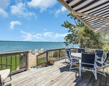 135 Noyack Avenue - Photo Thumbnail 10