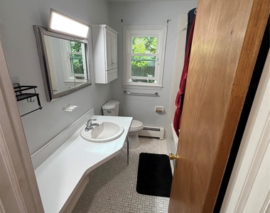 44 Pine Tree Drive - Photo Thumbnail 4