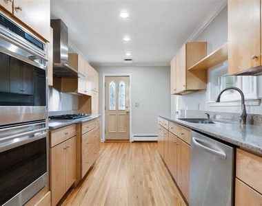 46 Laurel Avenue - Photo Thumbnail 2